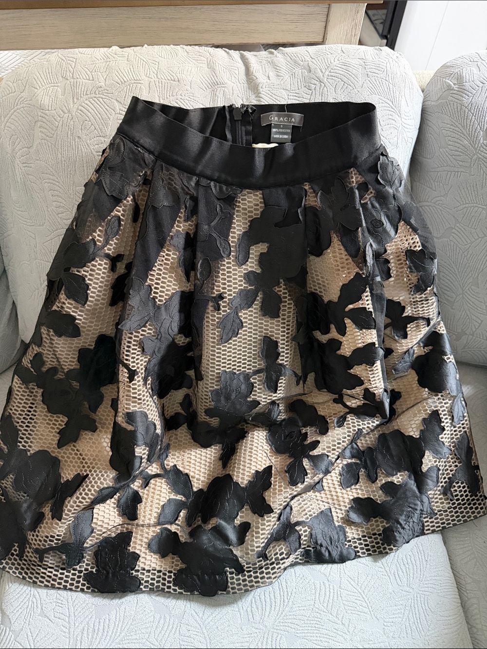 Gracia Black and Nude Floral Circle Skirt